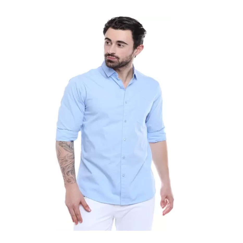 Men Slim Fit Solid Spread Collar Casual Shirt